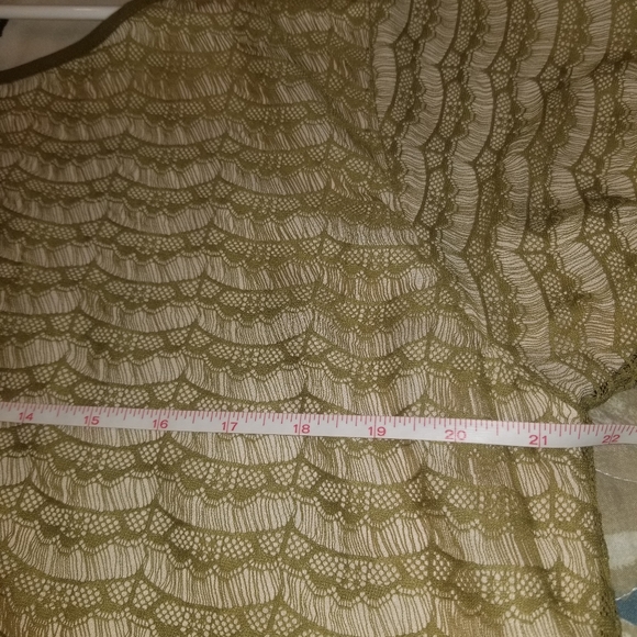 Top - Picture 3 of 3